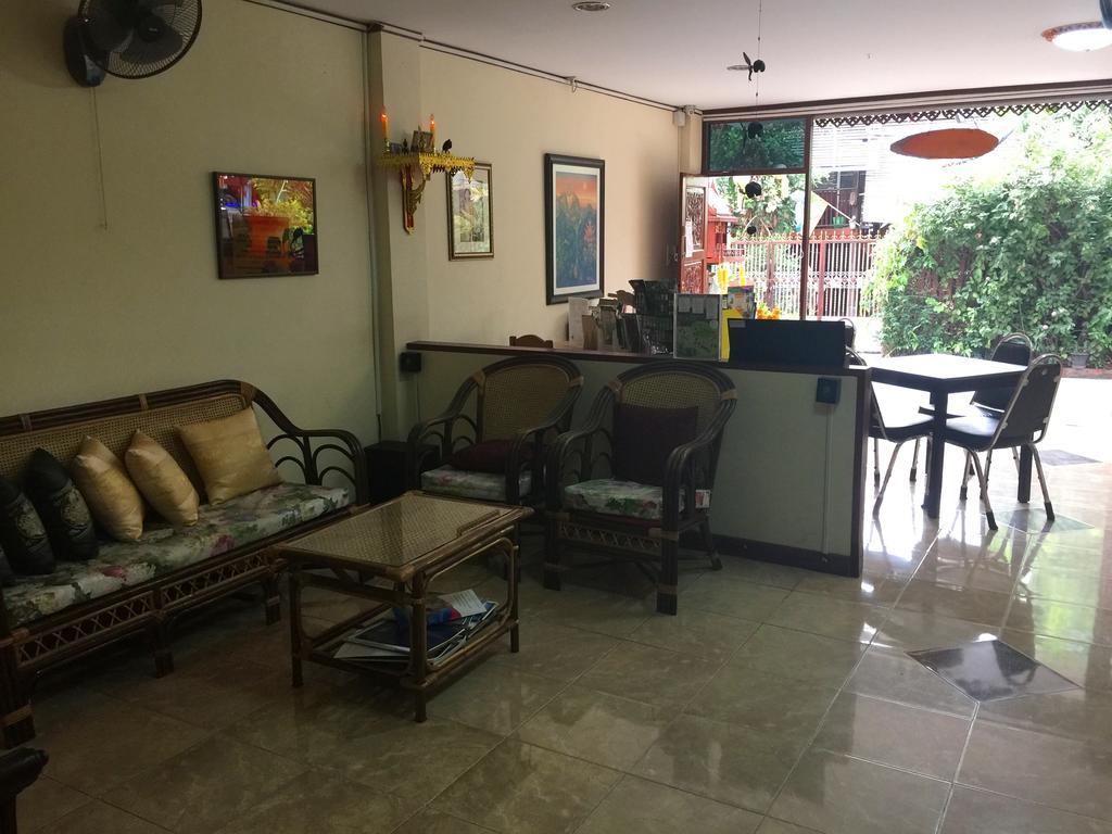 The Britannia Hotel Chiang Mai Exterior photo