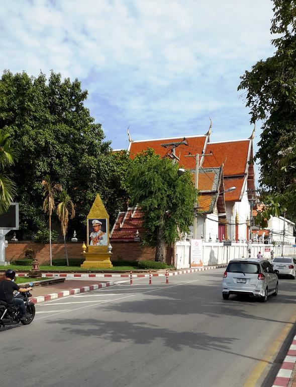 The Britannia Hotel Chiang Mai Exterior photo
